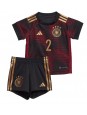 Tyskland Antonio Rudiger #2 Replika Borta Kläder Barn VM 2022 Kortärmad (+ byxor)